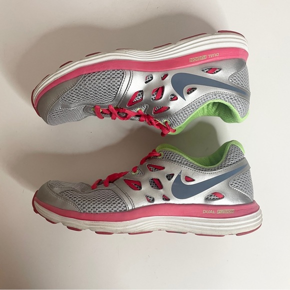 Nike Size 8 Womens Dual Fusion Lite 599560-001 Gray Running Shoes Silver - Picture 6 of 11